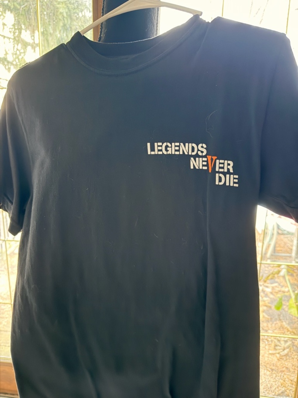 VLONE Black 'Legends Never Die' Short Sleeve Graphic Tee